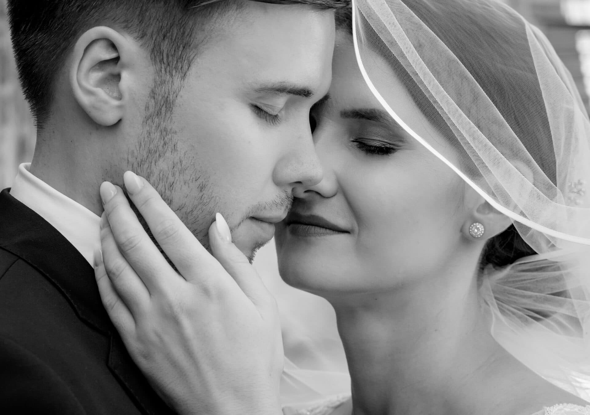 Hochzeiten couple-portrait-blackwhite.jpg