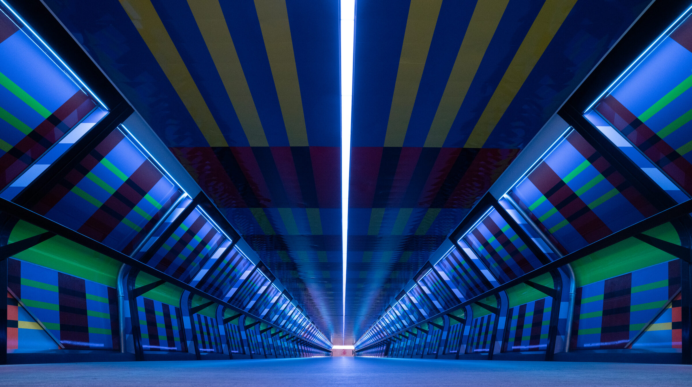 Cityscape neon-tunnel-symmetry.jpg