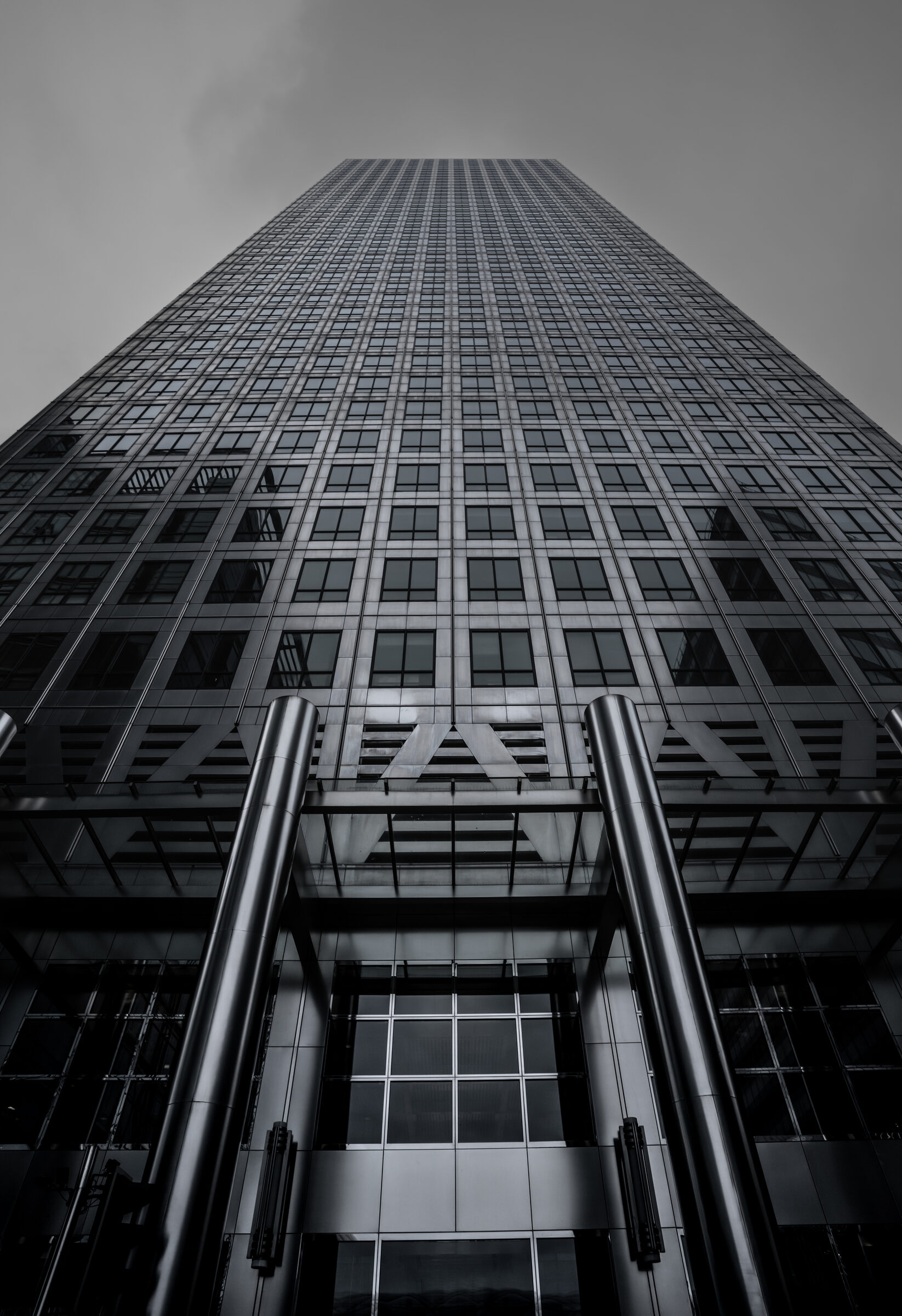 Cityscape skyscraper-upward-lines.jpg