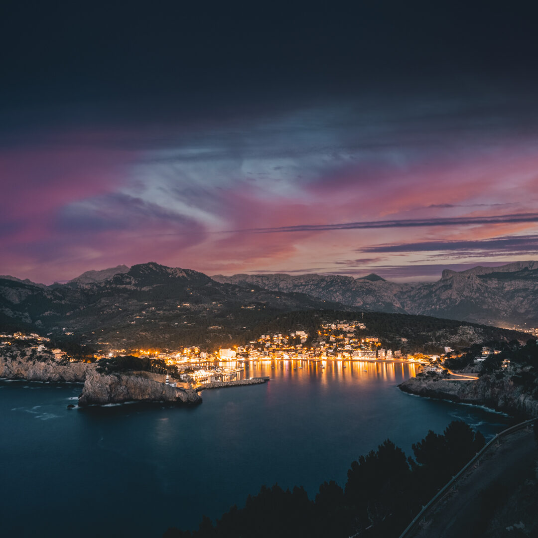 Landscape coastal-bay-dusk.jpg